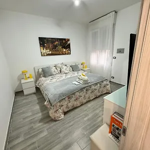 Gemma Whole , Bologna Italia