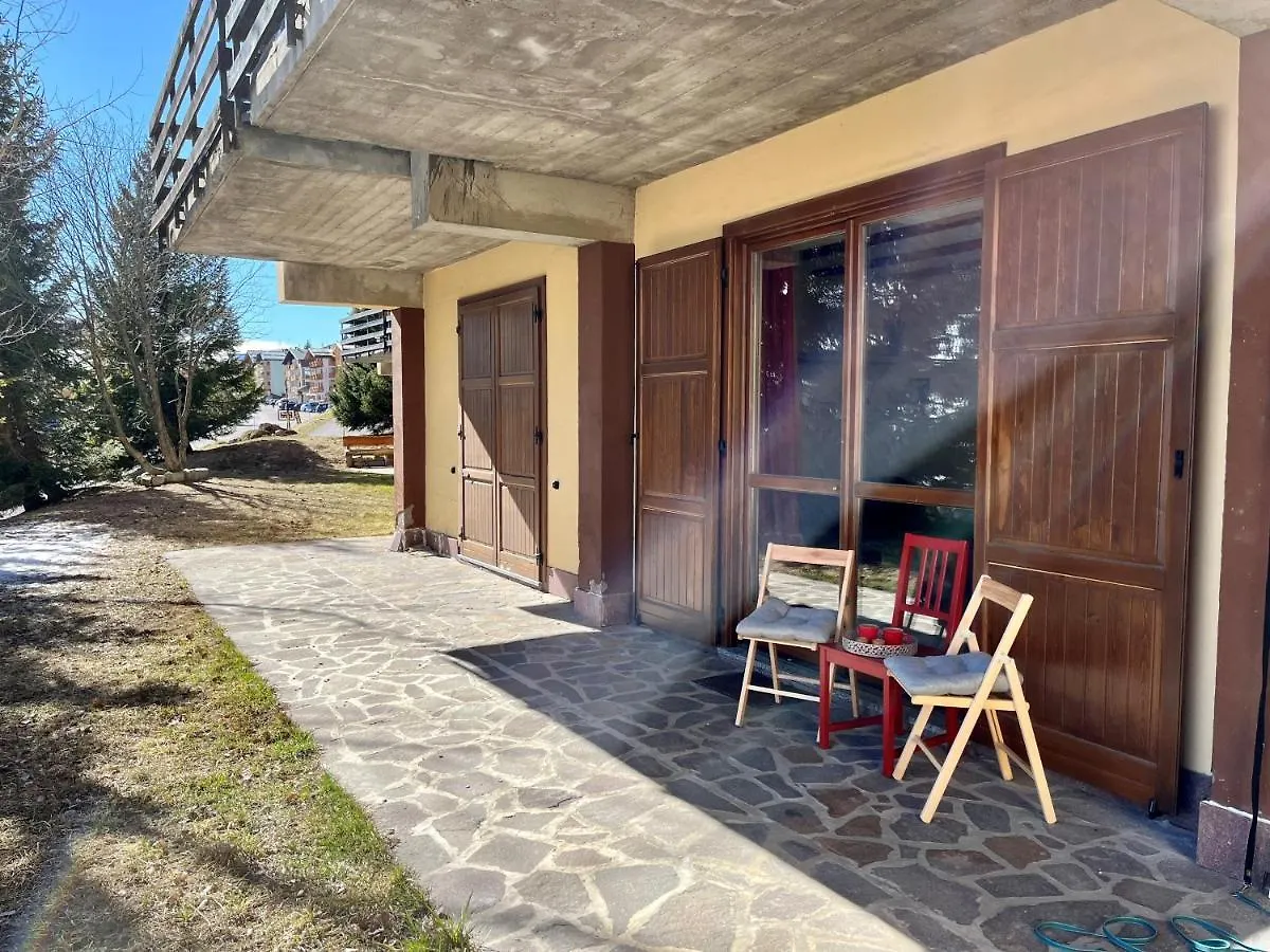 La Casa Bianca - Ski, Hike & Bike Passo del Tonale Apartment