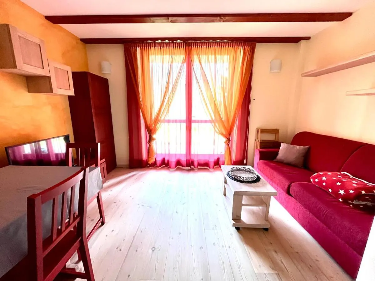 La Casa Bianca - Ski, Hike & Bike Passo del Tonale